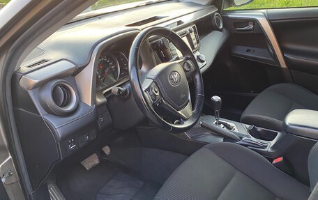 Toyota RAV4, 2013 год, 1 900 000 рублей, 4 фотография