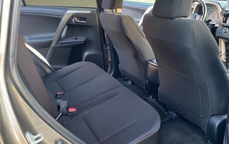 Toyota RAV4, 2013 год, 1 900 000 рублей, 7 фотография