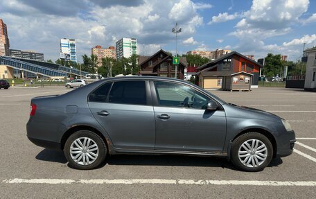 Volkswagen Jetta VI, 2009 год, 450 000 рублей, 4 фотография