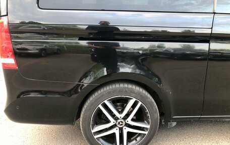Mercedes-Benz V-Класс, 2019 год, 4 997 000 рублей, 15 фотография