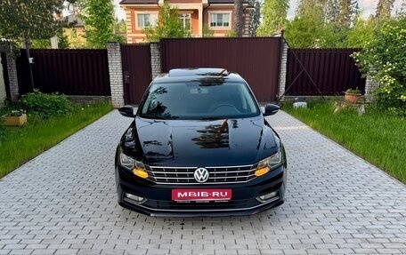 Volkswagen Passat B8 рестайлинг, 2015 год, 1 390 000 рублей, 1 фотография