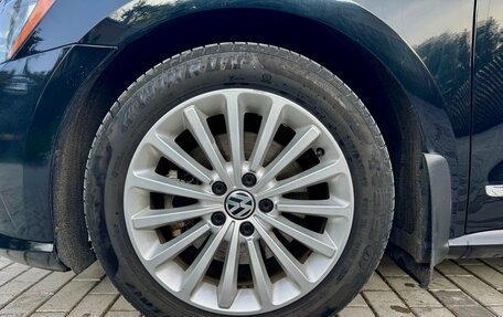Volkswagen Passat B8 рестайлинг, 2015 год, 1 390 000 рублей, 30 фотография