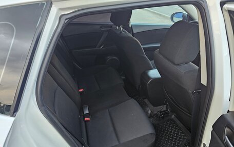 Mazda 3, 2010 год, 9 фотография