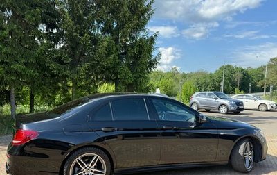 Mercedes-Benz E-Класс, 2018 год, 3 050 000 рублей, 1 фотография