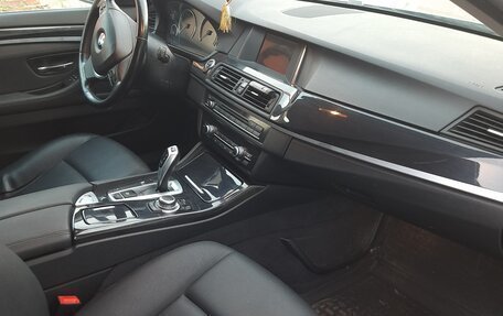BMW 5 серия, 2014 год, 2 125 000 рублей, 11 фотография