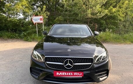 Mercedes-Benz E-Класс, 2018 год, 4 100 000 рублей, 3 фотография
