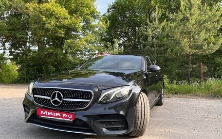 Mercedes-Benz E-Класс, 2018 год, 4 100 000 рублей, 2 фотография