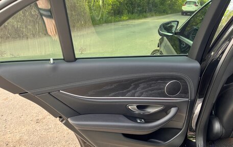 Mercedes-Benz E-Класс, 2018 год, 4 100 000 рублей, 17 фотография