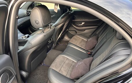Mercedes-Benz E-Класс, 2018 год, 4 100 000 рублей, 18 фотография