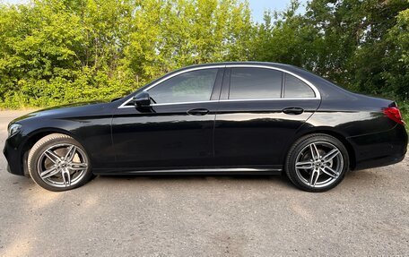 Mercedes-Benz E-Класс, 2018 год, 4 100 000 рублей, 4 фотография
