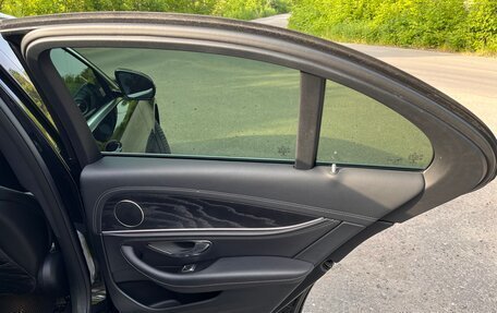 Mercedes-Benz E-Класс, 2018 год, 4 100 000 рублей, 15 фотография