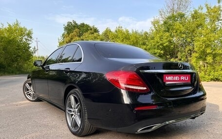 Mercedes-Benz E-Класс, 2018 год, 4 100 000 рублей, 5 фотография