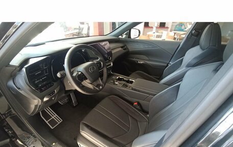 Lexus RX IV рестайлинг, 2024 год, 11 400 000 рублей, 4 фотография
