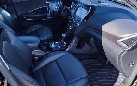 Hyundai Santa Fe III рестайлинг, 2016 год, 2 825 000 рублей, 21 фотография