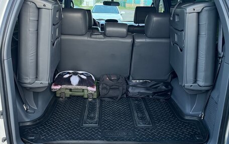 Toyota Land Cruiser Prado 120 рестайлинг, 2008 год, 2 900 000 рублей, 10 фотография