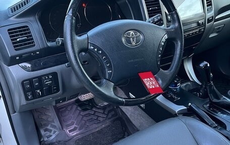 Toyota Land Cruiser Prado 120 рестайлинг, 2008 год, 2 900 000 рублей, 18 фотография