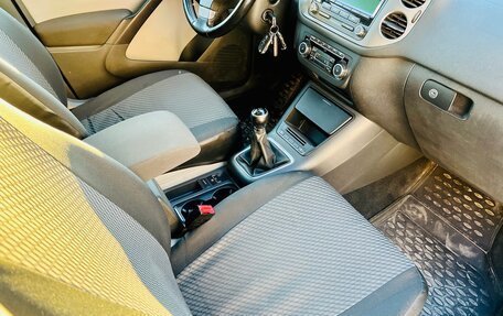 Volkswagen Tiguan I, 2010 год, 888 888 рублей, 4 фотография