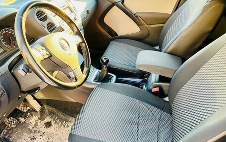 Volkswagen Tiguan I, 2010 год, 888 888 рублей, 2 фотография