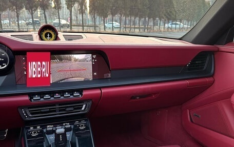 Porsche 911, 2022 год, 12 350 800 рублей, 7 фотография