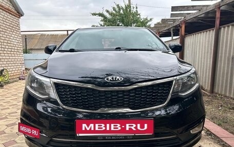 KIA Rio III рестайлинг, 2016 год, 1 000 000 рублей, 3 фотография