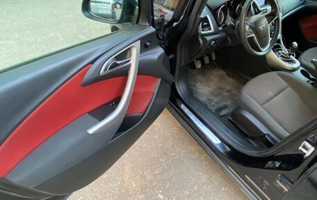 Opel Astra J, 2011 год, 700 000 рублей, 10 фотография