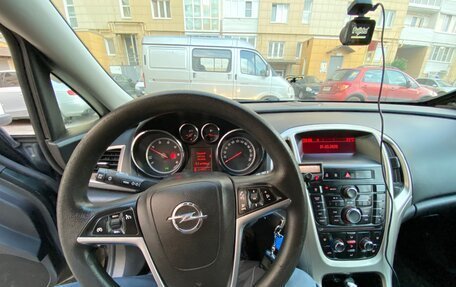 Opel Astra J, 2011 год, 700 000 рублей, 9 фотография