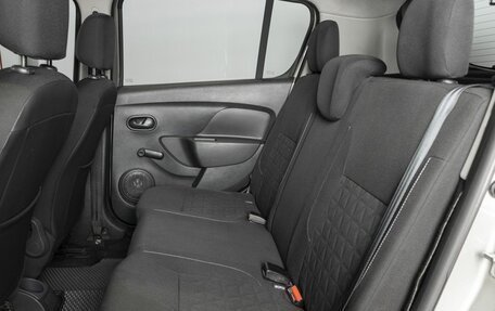 Renault Sandero II рестайлинг, 2015 год, 750 000 рублей, 17 фотография