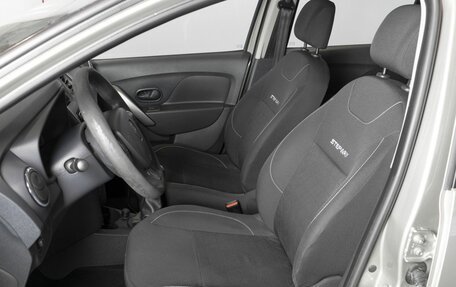 Renault Sandero II рестайлинг, 2015 год, 750 000 рублей, 16 фотография
