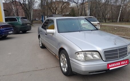 Mercedes-Benz C-Класс, 1997 год, 275 000 рублей, 4 фотография