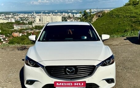 Mazda 6, 2015 год, 1 850 000 рублей, 5 фотография