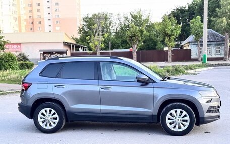 Skoda Karoq I, 2020 год, 2 400 000 рублей, 3 фотография