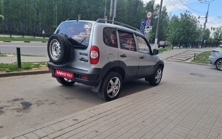Chevrolet Niva I рестайлинг, 2015 год, 730 000 рублей, 1 фотография