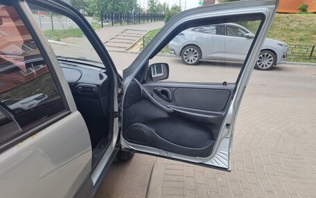 Chevrolet Niva I рестайлинг, 2015 год, 730 000 рублей, 5 фотография