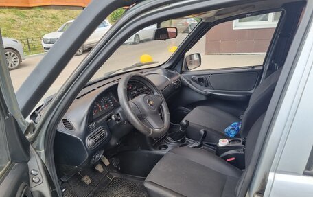 Chevrolet Niva I рестайлинг, 2015 год, 730 000 рублей, 9 фотография