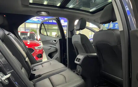 Chevrolet Equinox III, 2022 год, 1 800 000 рублей, 7 фотография