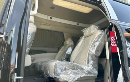 KIA Carnival, 2025 год, 7 380 000 рублей, 25 фотография