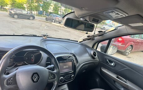 Renault Kaptur I рестайлинг, 2018 год, 1 400 000 рублей, 8 фотография