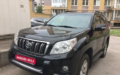 Toyota Land Cruiser Prado 150 рестайлинг 2, 2012 год, 3 003 000 рублей, 2 фотография