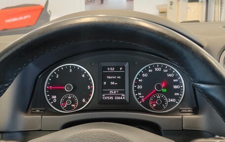 Volkswagen Tiguan I, 2011 год, 1 419 000 рублей, 15 фотография