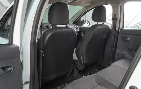 Renault Logan II, 2017 год, 699 000 рублей, 11 фотография