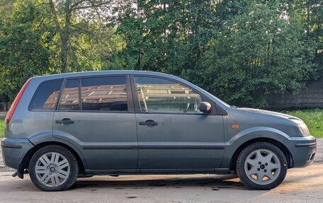 Ford Fusion I, 2003 год, 299 900 рублей, 2 фотография