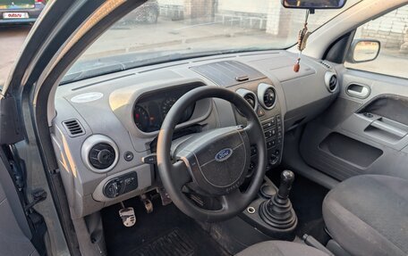Ford Fusion I, 2003 год, 299 900 рублей, 6 фотография