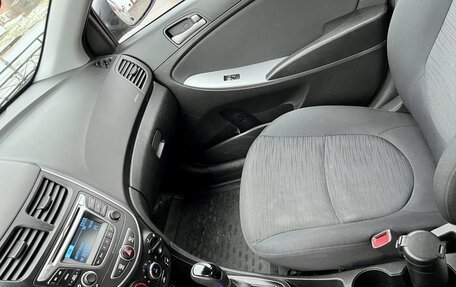 Hyundai Solaris II рестайлинг, 2016 год, 990 000 рублей, 8 фотография
