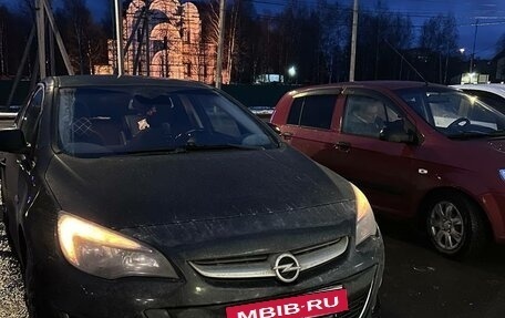 Opel Astra J, 2013 год, 950 000 рублей, 2 фотография