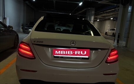 Mercedes-Benz E-Класс, 2016 год, 3 300 000 рублей, 6 фотография