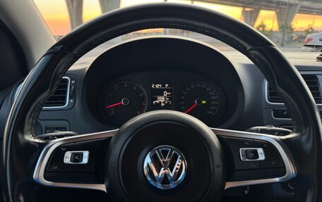 Volkswagen Polo VI (EU Market), 2018 год, 1 490 000 рублей, 24 фотография