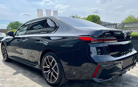 BMW 7 серия, 2023 год, 11 570 800 рублей, 2 фотография