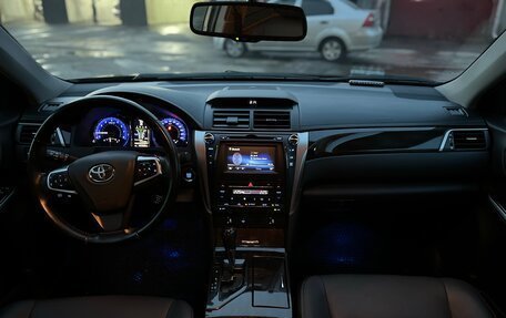 Toyota Camry, 2015 год, 1 990 000 рублей, 19 фотография