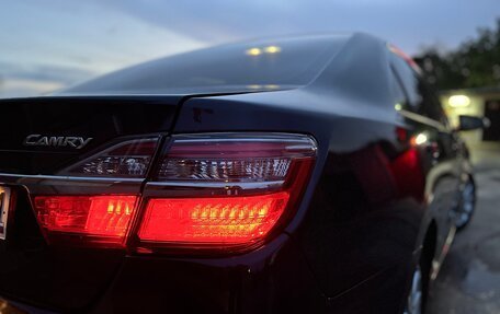 Toyota Camry, 2015 год, 1 990 000 рублей, 24 фотография