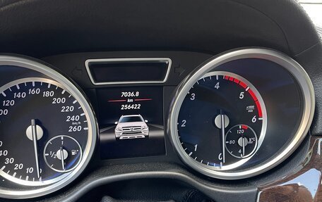 Mercedes-Benz GL-Класс, 2013 год, 3 130 000 рублей, 11 фотография